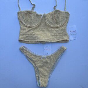 Dippin’ Daisy’s Cherie top & Monet bottom